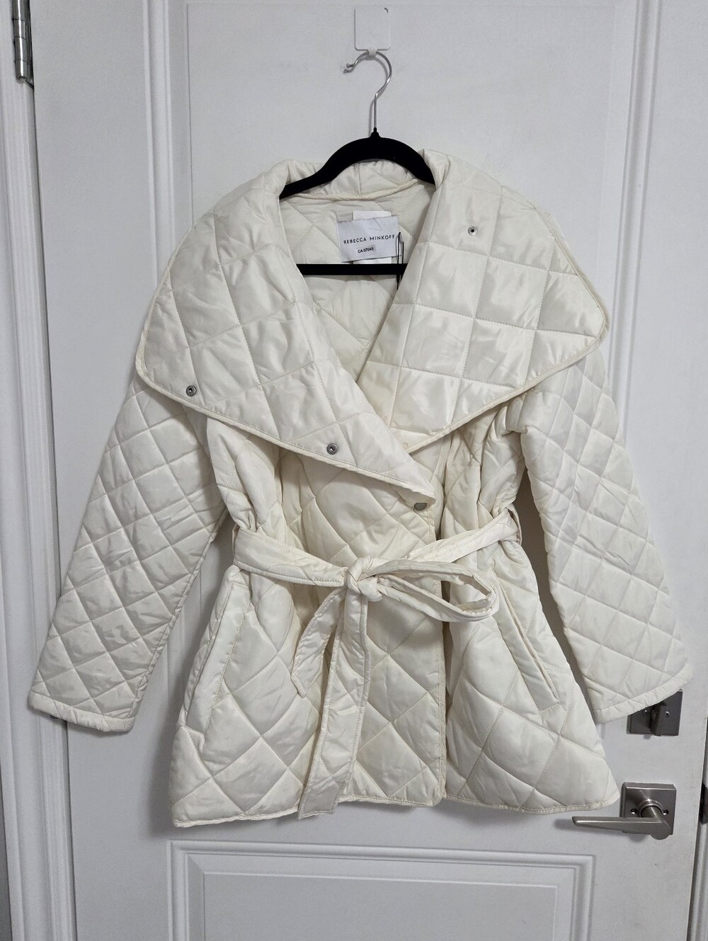 NWT - Rebecca Minkoff Women's Quilted Wrap Puffer Jacket With Belt - Size M